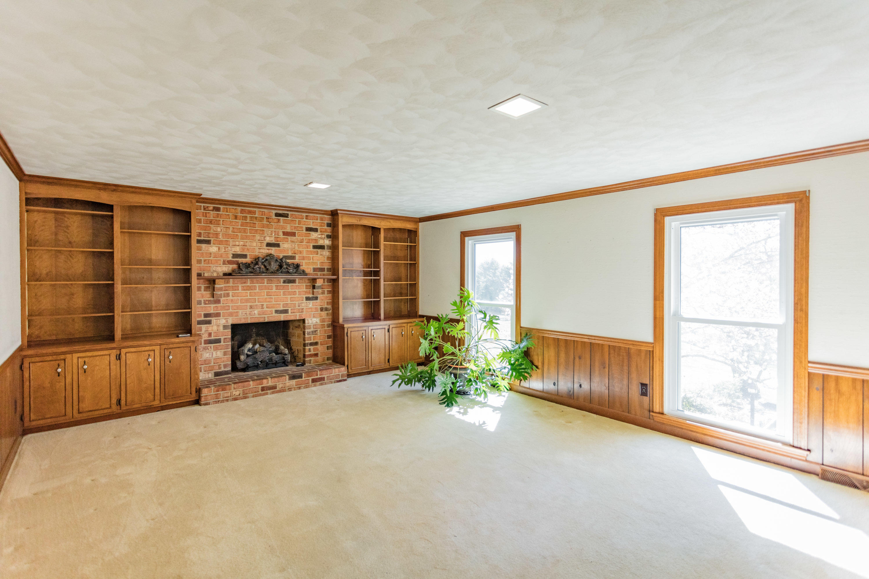 815 Ross Road Lexington, VA 24450 - Photo 13 of 57 13