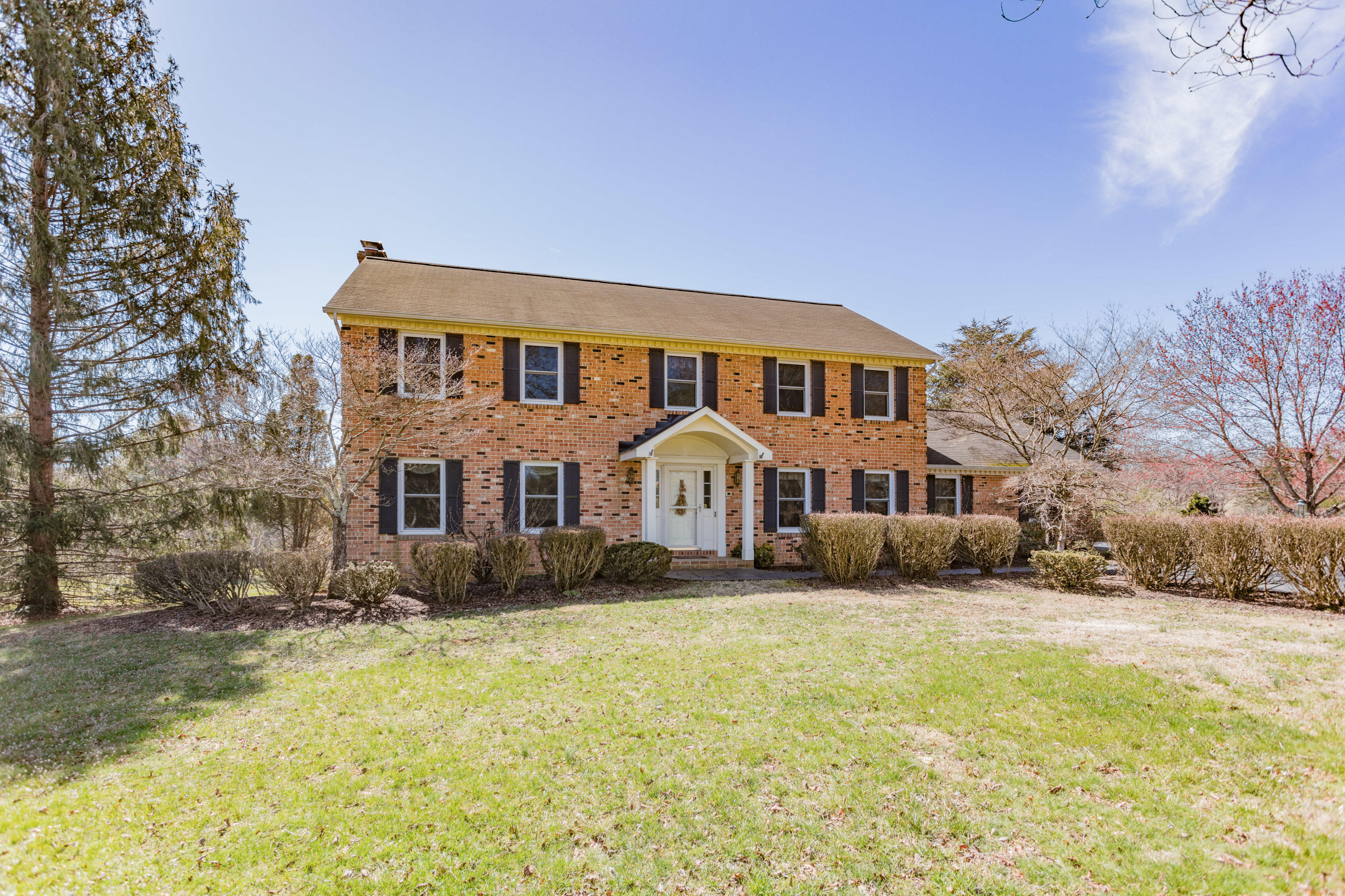 815 Ross Road Lexington, VA 24450 - Photo 3 of 57 3