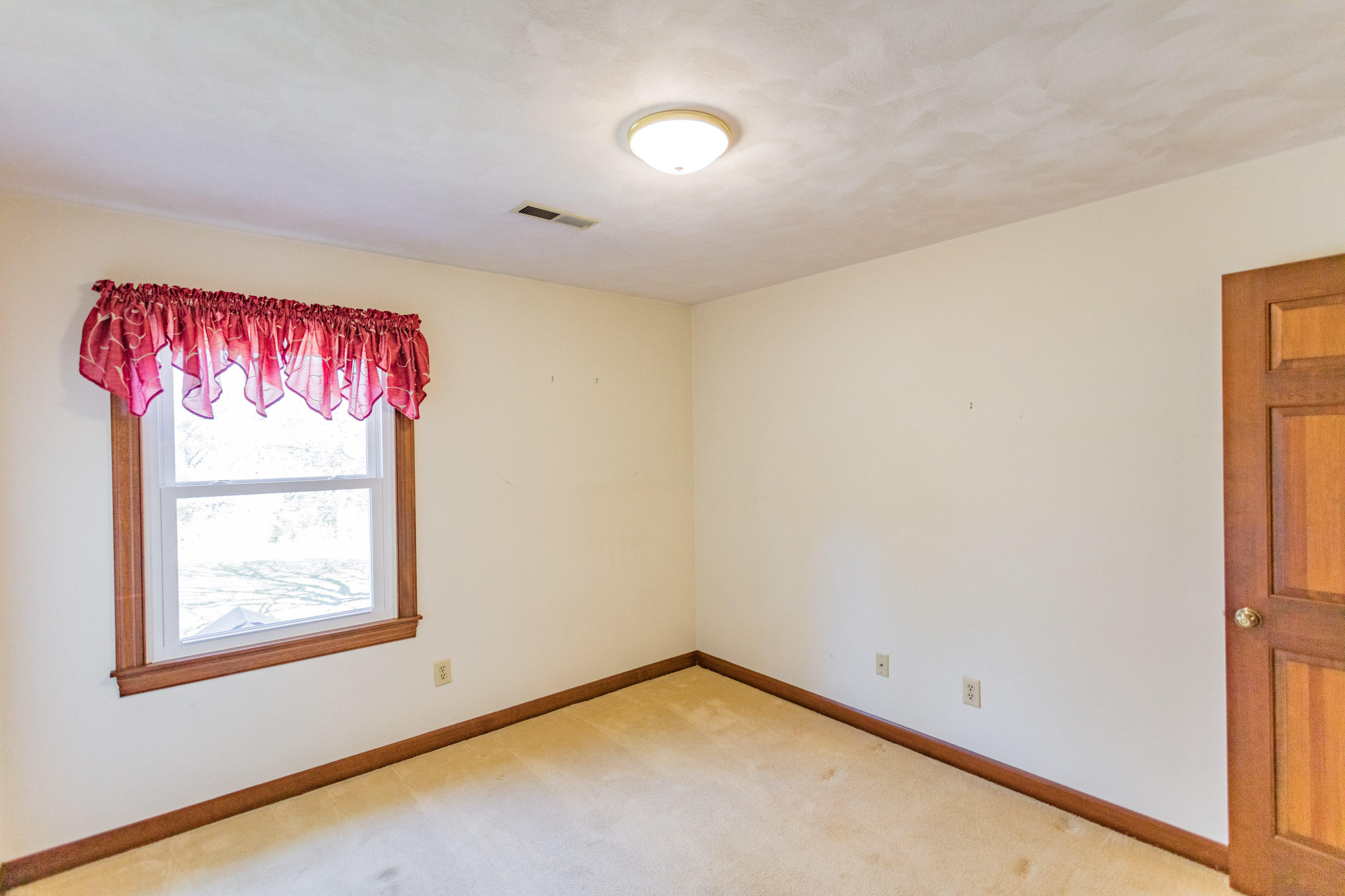 815 Ross Road Lexington, VA 24450 - Photo 35 of 57 35