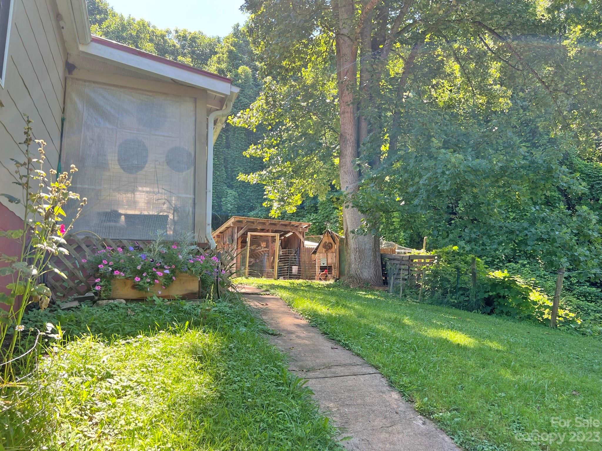 3390 Revere Road Marshall, NC 28753 - Photo 17 of 34 Gallery Image 17