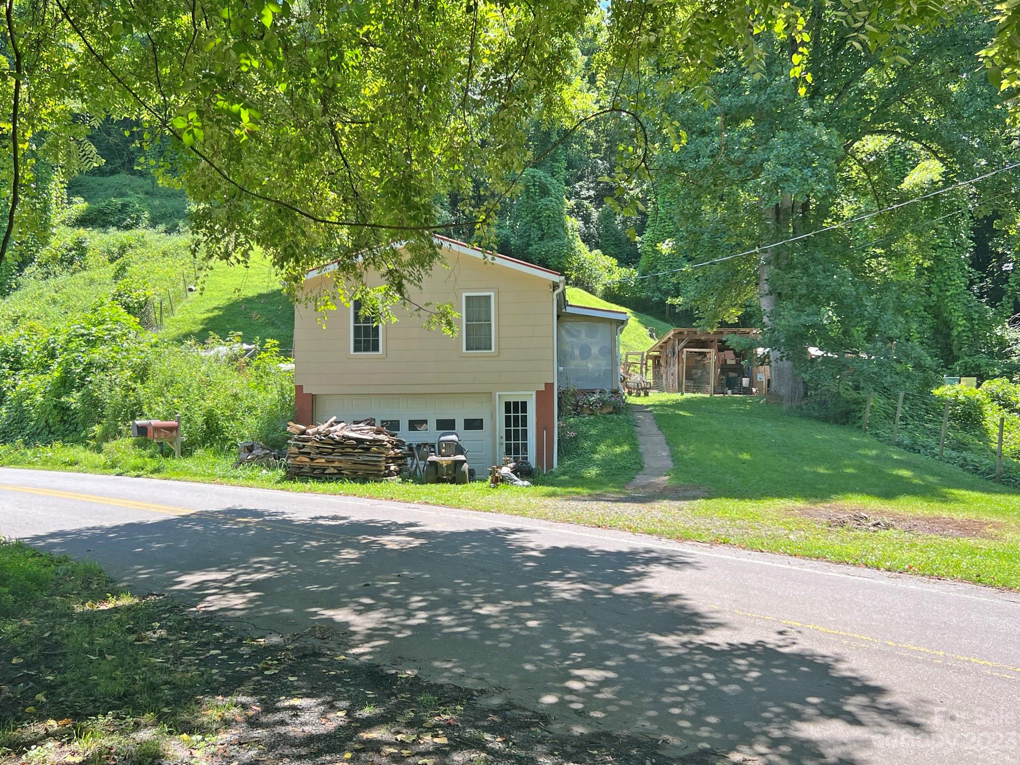 3390 Revere Road Marshall, NC 28753 - Photo 33 of 34 Gallery Image 33