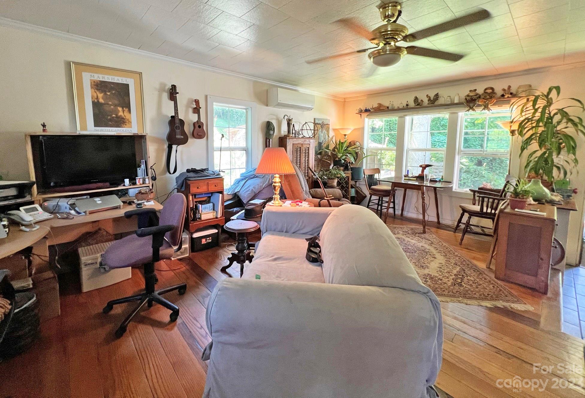 3390 Revere Road Marshall, NC 28753 - Photo 4 of 34 Gallery Image 4