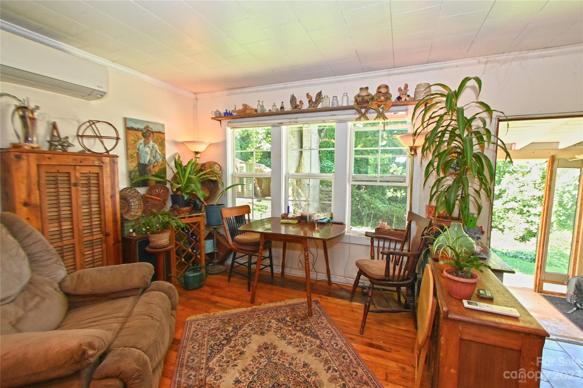 3390 Revere Road Marshall, NC 28753 - Photo 5 of 34 Gallery Image 5