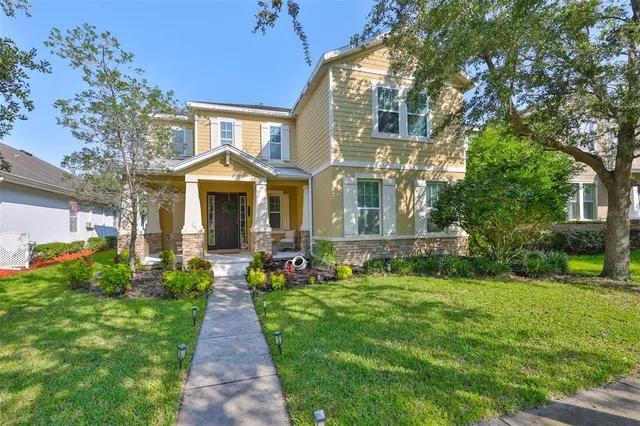 $539,990 | 7912 Hampton Lake Drive, Tampa, FL 33647