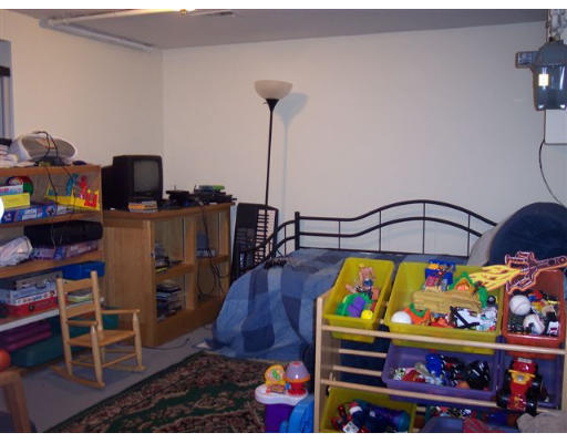 90 Hooper Road, Unit 90 Dedham, MA 02026 - Photo 12 of 13 Gallery Image 12