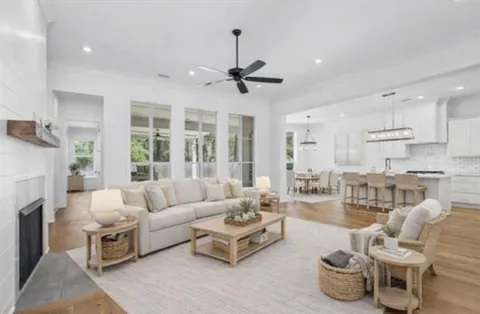 $575,000 | 224 Chateau Papillon, Mandeville, LA 70471