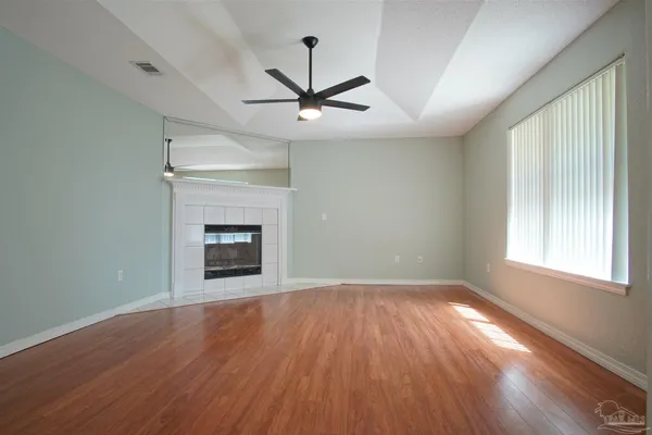 $1,950 | 5947 Grandview Drive, Milton, FL 32570