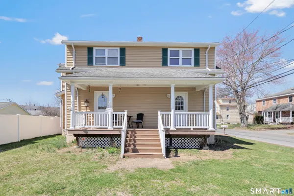 $380,000 | 6 Bryson Avenue, Seymour, CT 06483