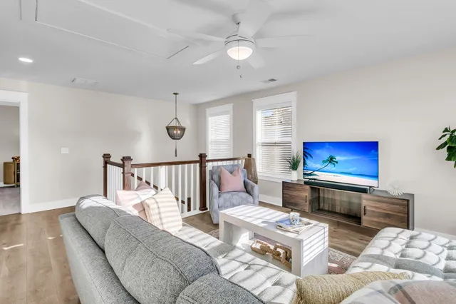 $819,000 | 1108 Oak Bluff Avenue, Charleston, SC 29492