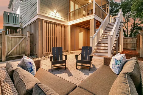 $819,000 | 1108 Oak Bluff Avenue, Charleston, SC 29492