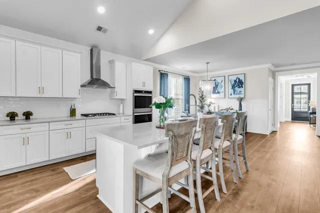 $819,000 | 1108 Oak Bluff Avenue, Charleston, SC 29492