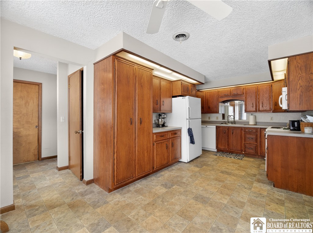 24 Prospect Street Hanover, NY 14062 - Photo 12 of 46