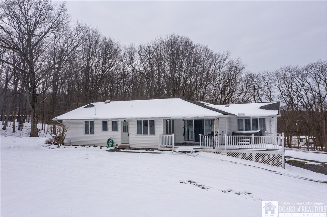 24 Prospect Street Hanover, NY 14062 - Photo 4 of 46