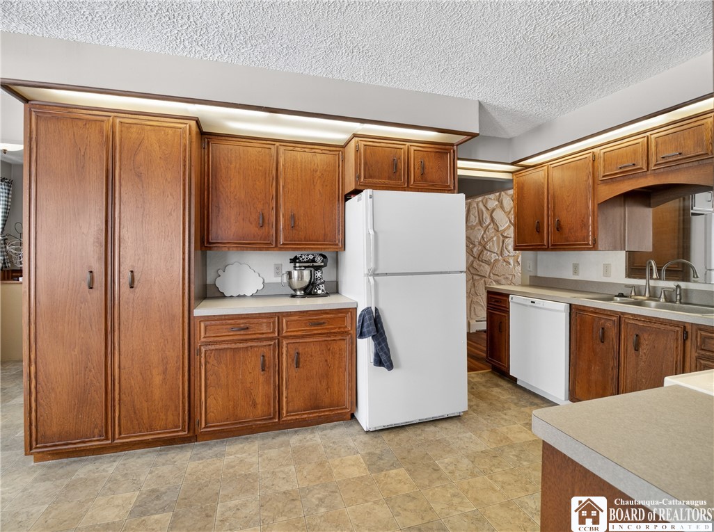 24 Prospect Street Hanover, NY 14062 - Photo 6 of 46