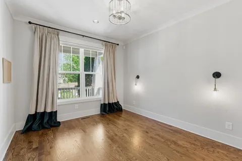 $1,590,000 | 98 44th Avenue North, Nashville, TN 37209