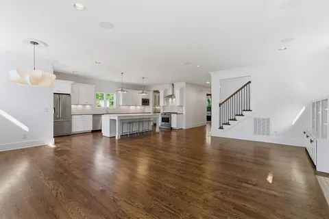 $1,590,000 | 98 44th Avenue North, Nashville, TN 37209