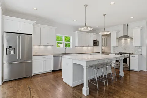 $1,590,000 | 98 44th Avenue North, Nashville, TN 37209