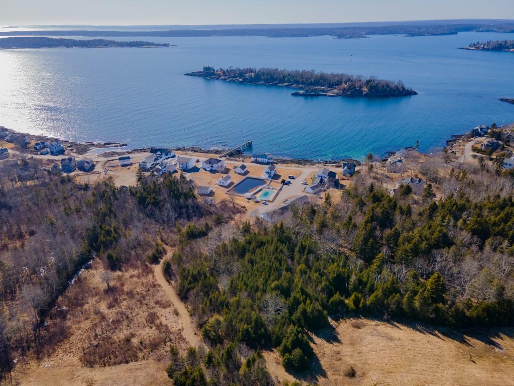 80 Ocean Ridge Drive East Boothbay, ME 04544 - Photo 3 of 5 3