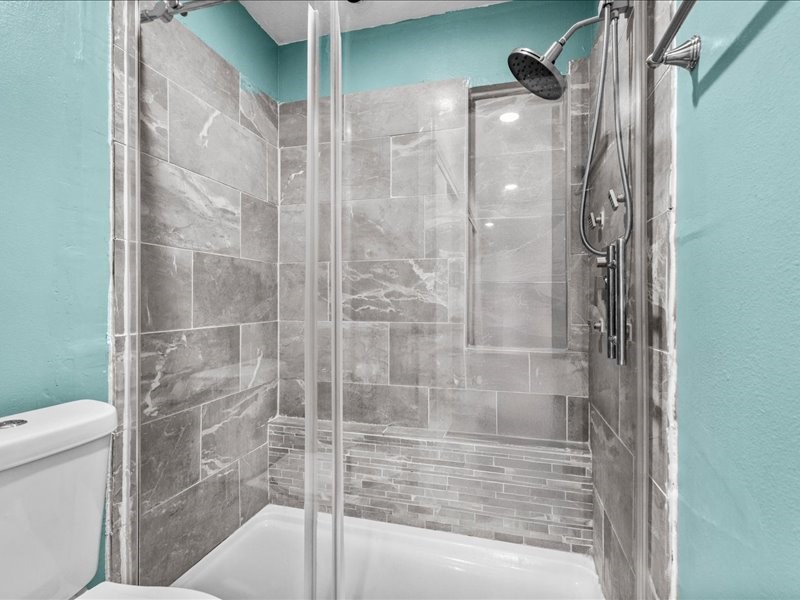 6631 Ambler Drive Spring, TX 77379 - Photo 26 of 37 a bathroom with a shower