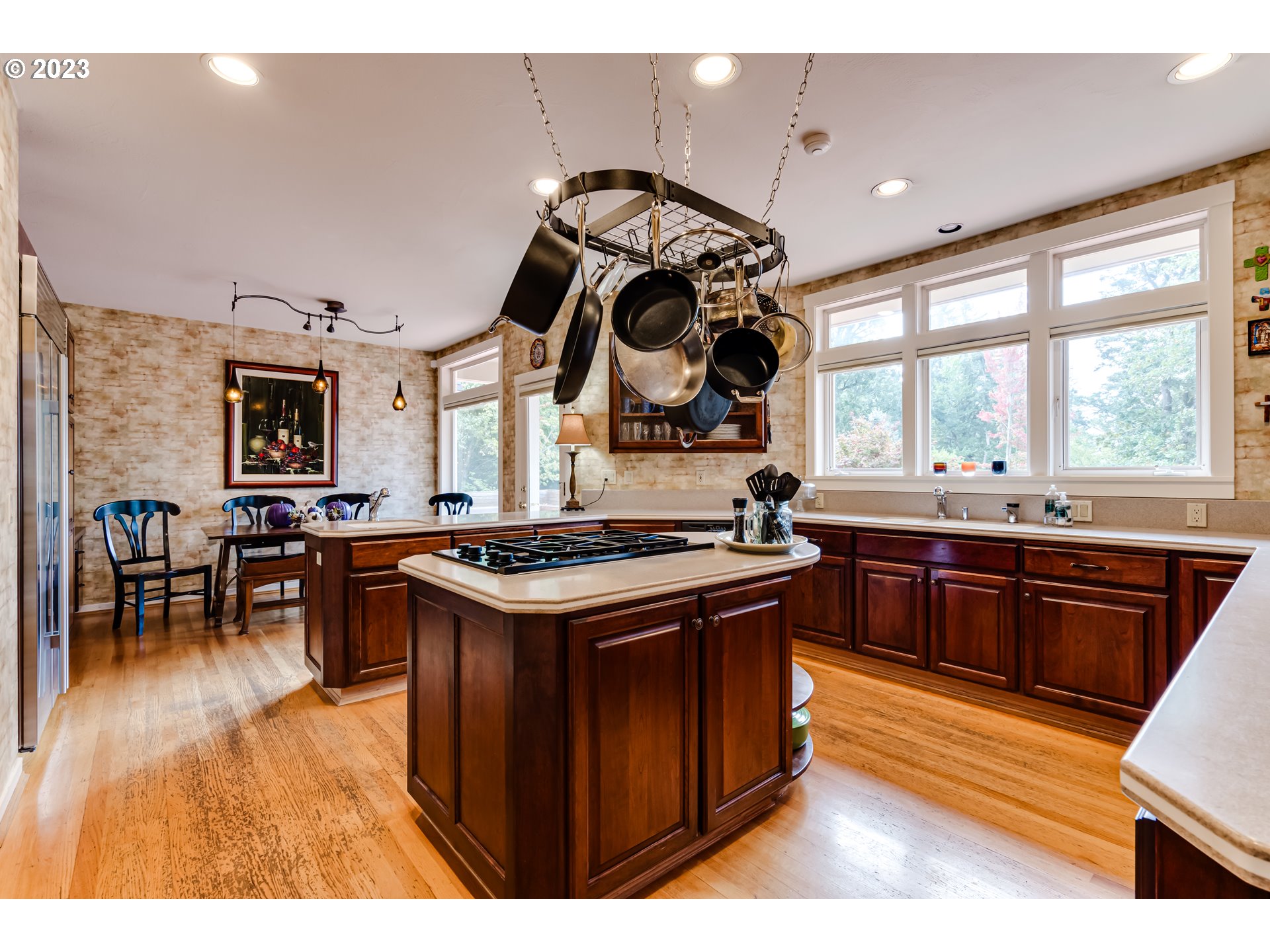 2315 Park Ridge Lane Eugene, OR 97405 - Photo 23 of 48 Gallery Image 23
