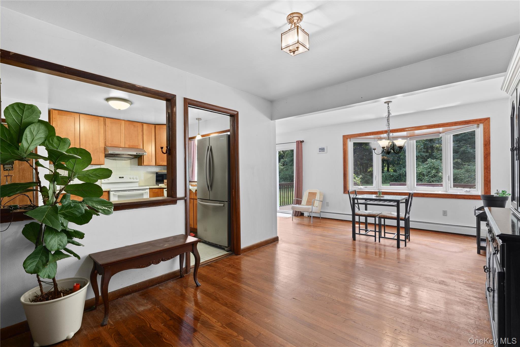 11 Creemer Road Armonk, NY 10504 - Photo 10 of 29 Breakfast Area