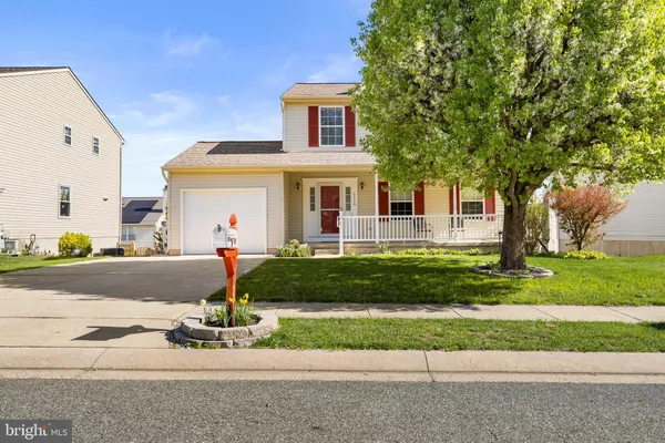 a view of a golf course