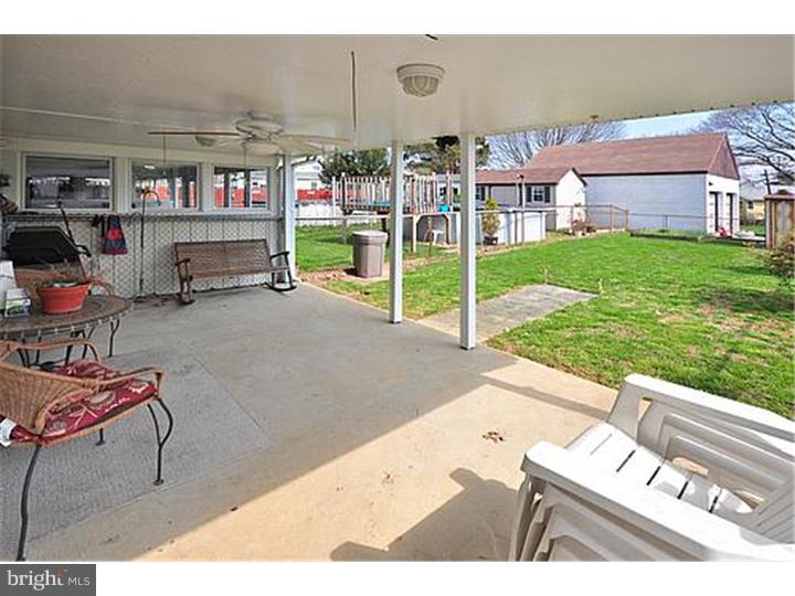 12231 Medford Road Philadelphia, PA 19154 - Photo 17 of 19 Patio