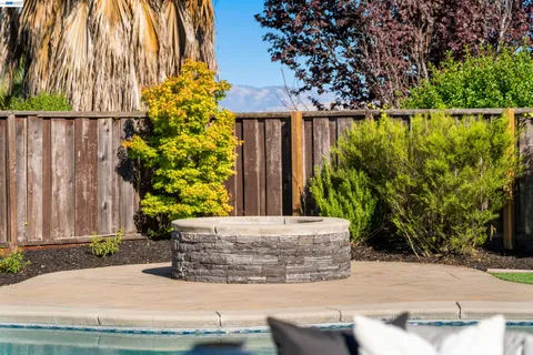 $1,740,000 | 7420 Hansen Drive, Dublin, CA 94568