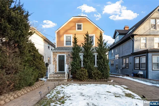 $599,000 | 313 Elm Avenue, Bogota, NJ 07603