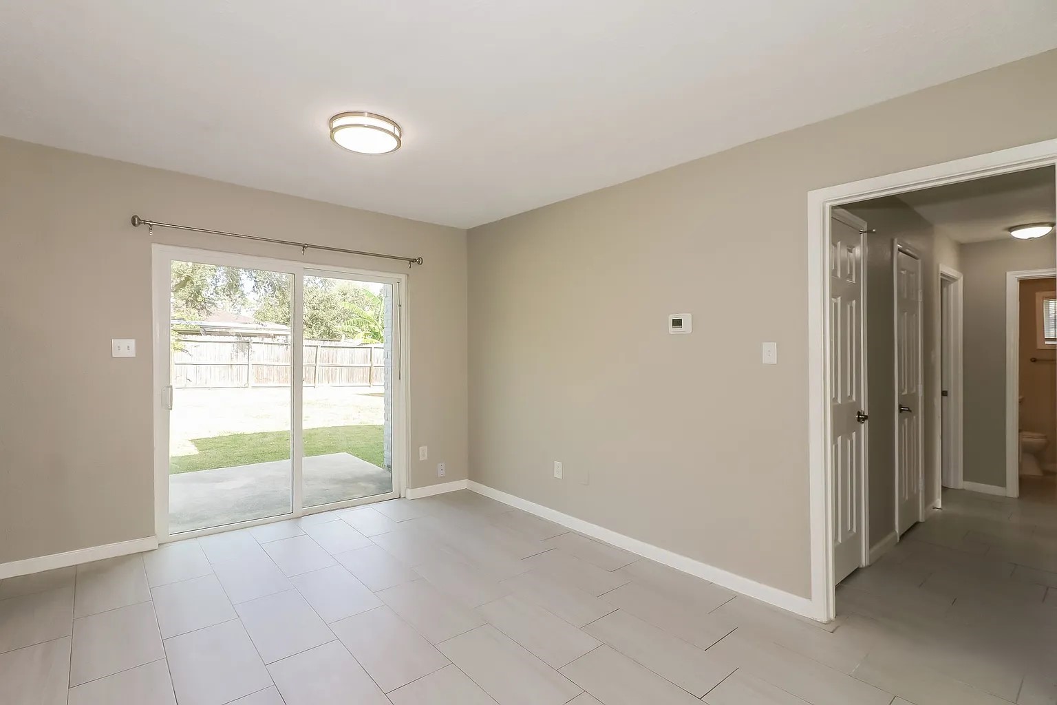 16739 Forest Bend Avenue Friendswood, TX 77546 - Photo 7 of 15