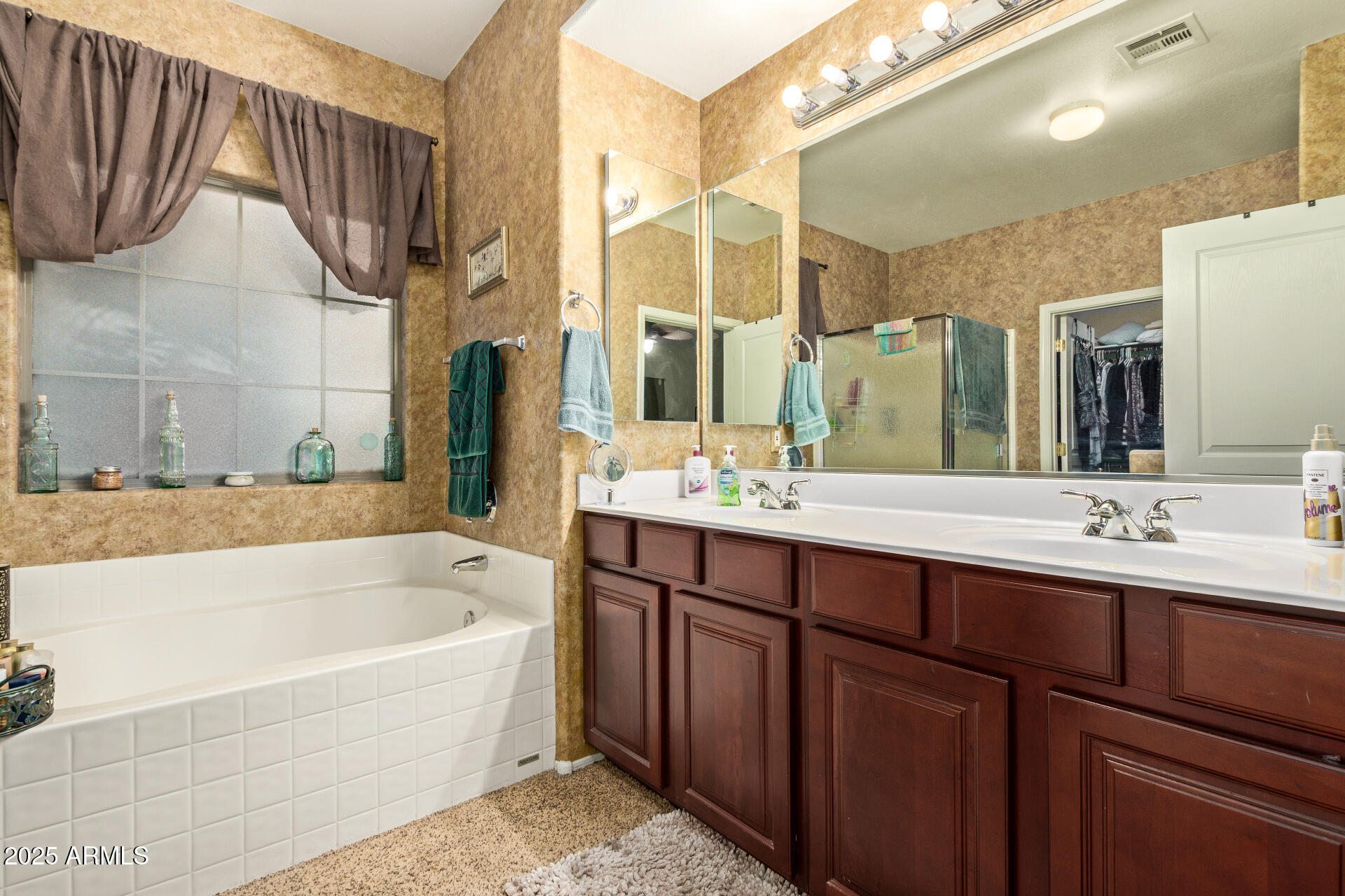6358 South Legend Court Gilbert, AZ 85298 - Photo 23 of 40 27 - Legend