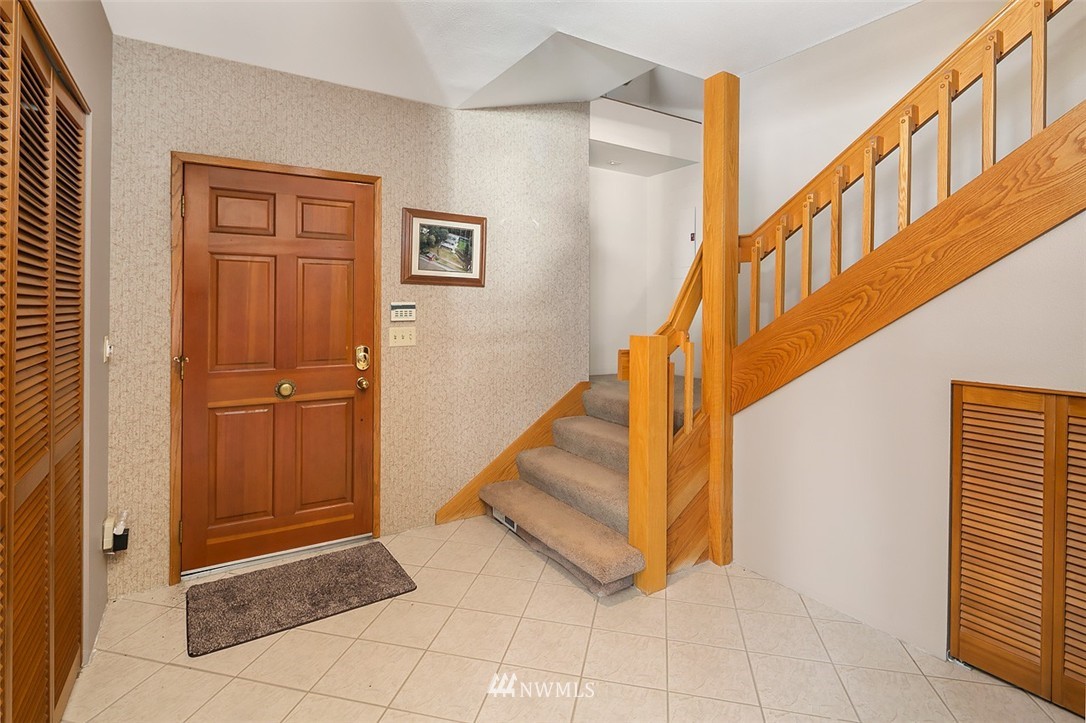 26825 Hake Road Southwest Vashon, WA 98070 - Photo 17 of 25 Gallery Image 17