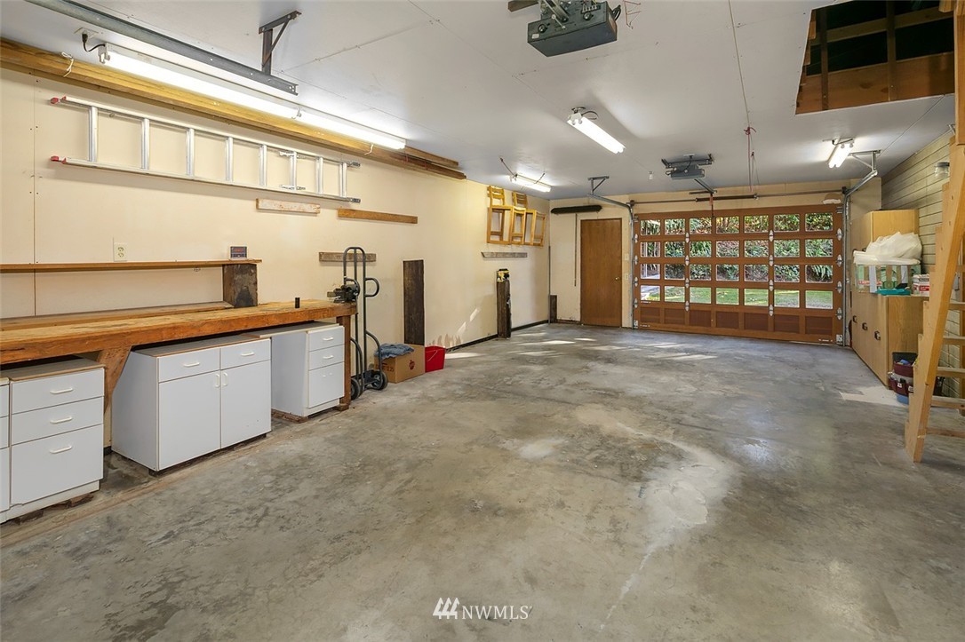 26825 Hake Road Southwest Vashon, WA 98070 - Photo 22 of 25 Gallery Image 22