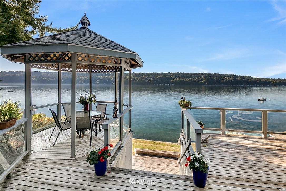 26825 Hake Road Southwest Vashon, WA 98070 - Photo 24 of 25 Gallery Image 24