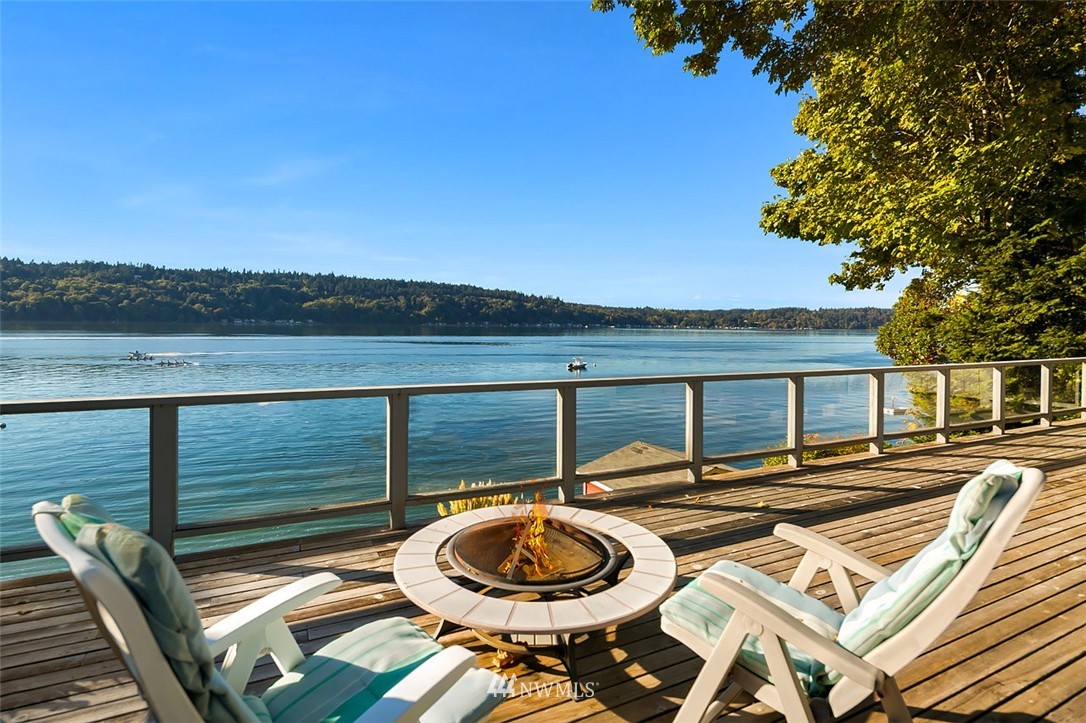 26825 Hake Road Southwest Vashon, WA 98070 - Photo 7 of 25 Gallery Image 7