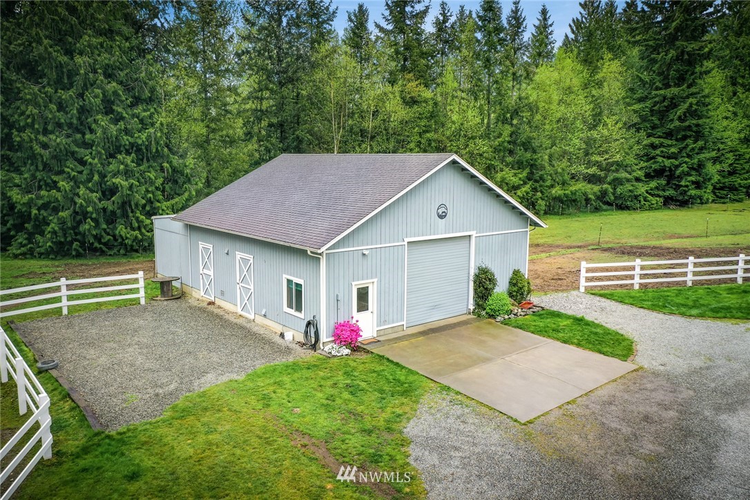 24221 Martin Road Sedro-Woolley, WA 98284 - Photo 34 of 40 Gallery Image 34