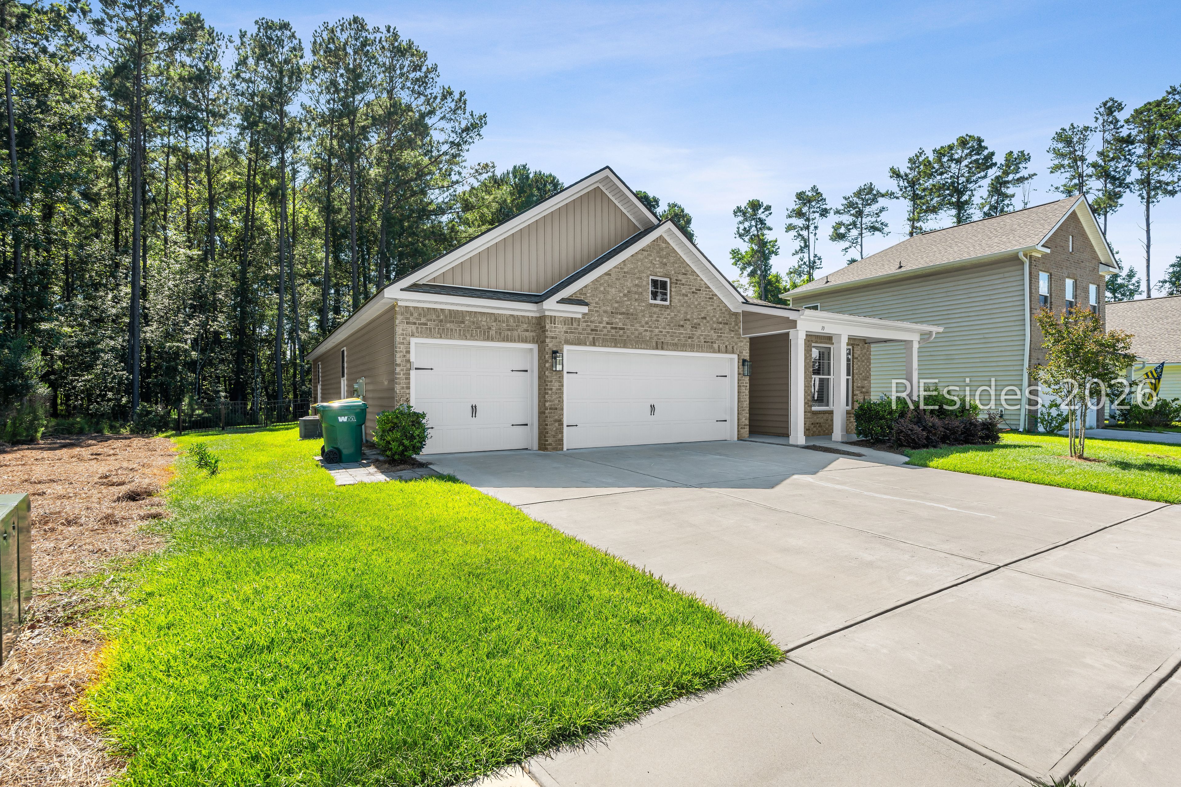 10 Runner Stone Road Bluffton, SC 29909 - Photo 2 of 41