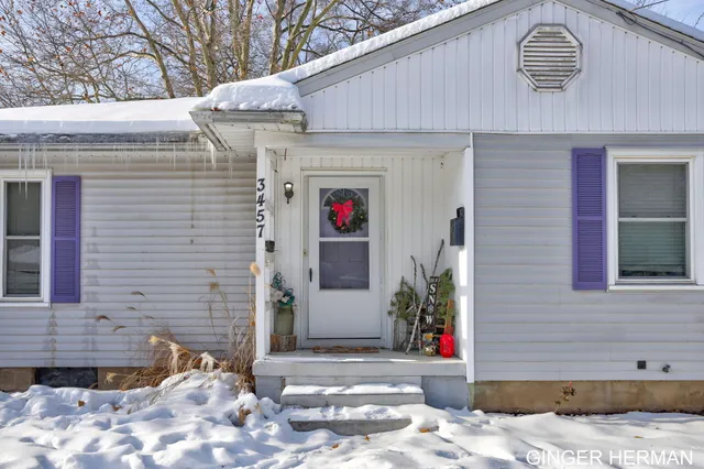 $279,900 | 3457 Collingwood Avenue Southwest, Wyoming, MI 49519