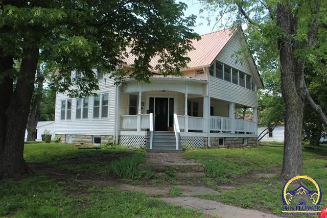 $240,000 | 301 North Cedar Street, Overbrook, KS 66524