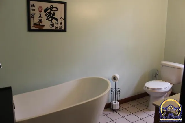 $240,000 | 301 North Cedar Street, Overbrook, KS 66524