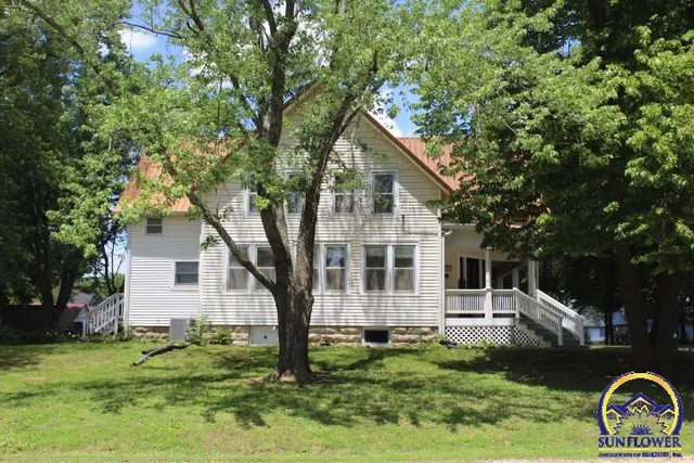 $240,000 | 301 North Cedar Street, Overbrook, KS 66524