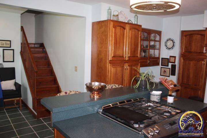 301 North Cedar Street Overbrook, KS 66524 - Photo 6 of 75