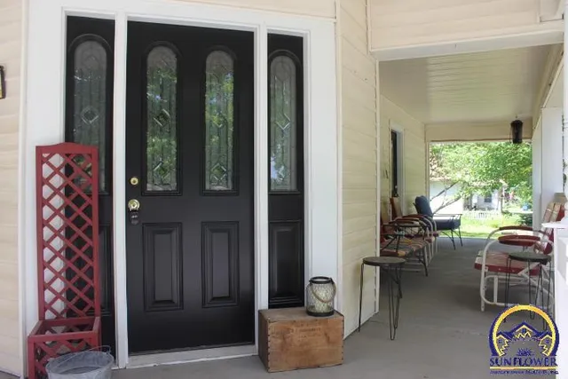 $240,000 | 301 North Cedar Street, Overbrook, KS 66524