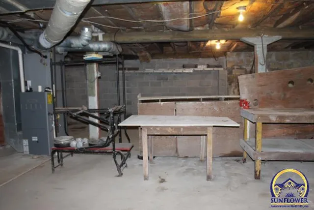 $240,000 | 301 North Cedar Street, Overbrook, KS 66524