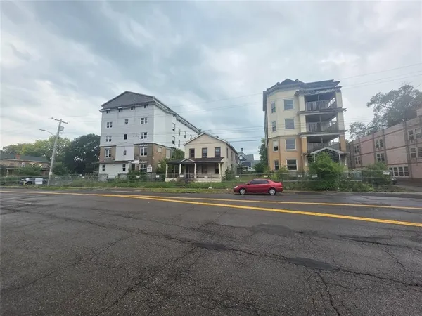 $1,600,000 | 116 Henry Street, Binghamton, NY 13901