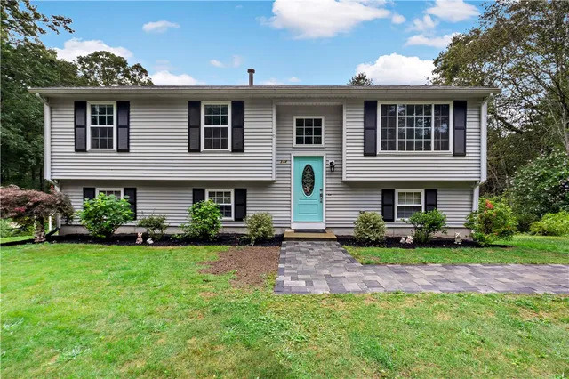 $3,000 | 374 Gardiner Road, Richmond, RI 02892