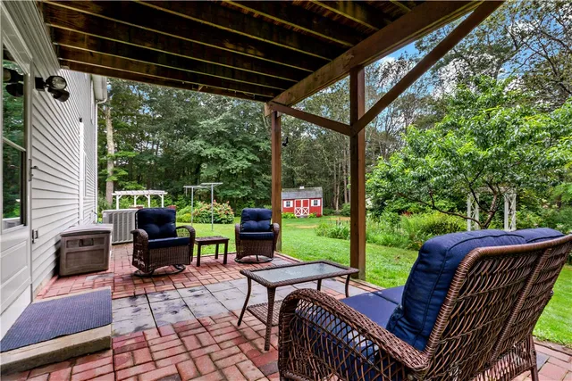 $3,000 | 374 Gardiner Road, Richmond, RI 02892