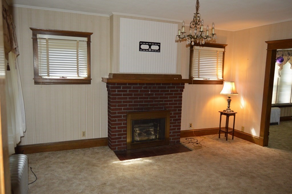 12-14 Lester Street Springfield, MA 01108 - Photo 3 of 31