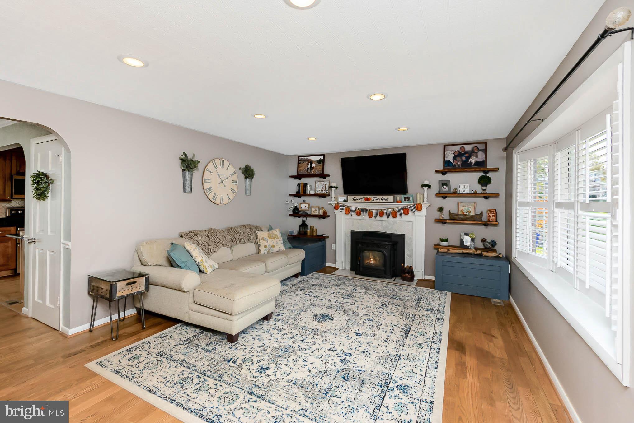 616 Weatherby Road Bel Air, MD 21015 - Photo 23 of 58 Living Room