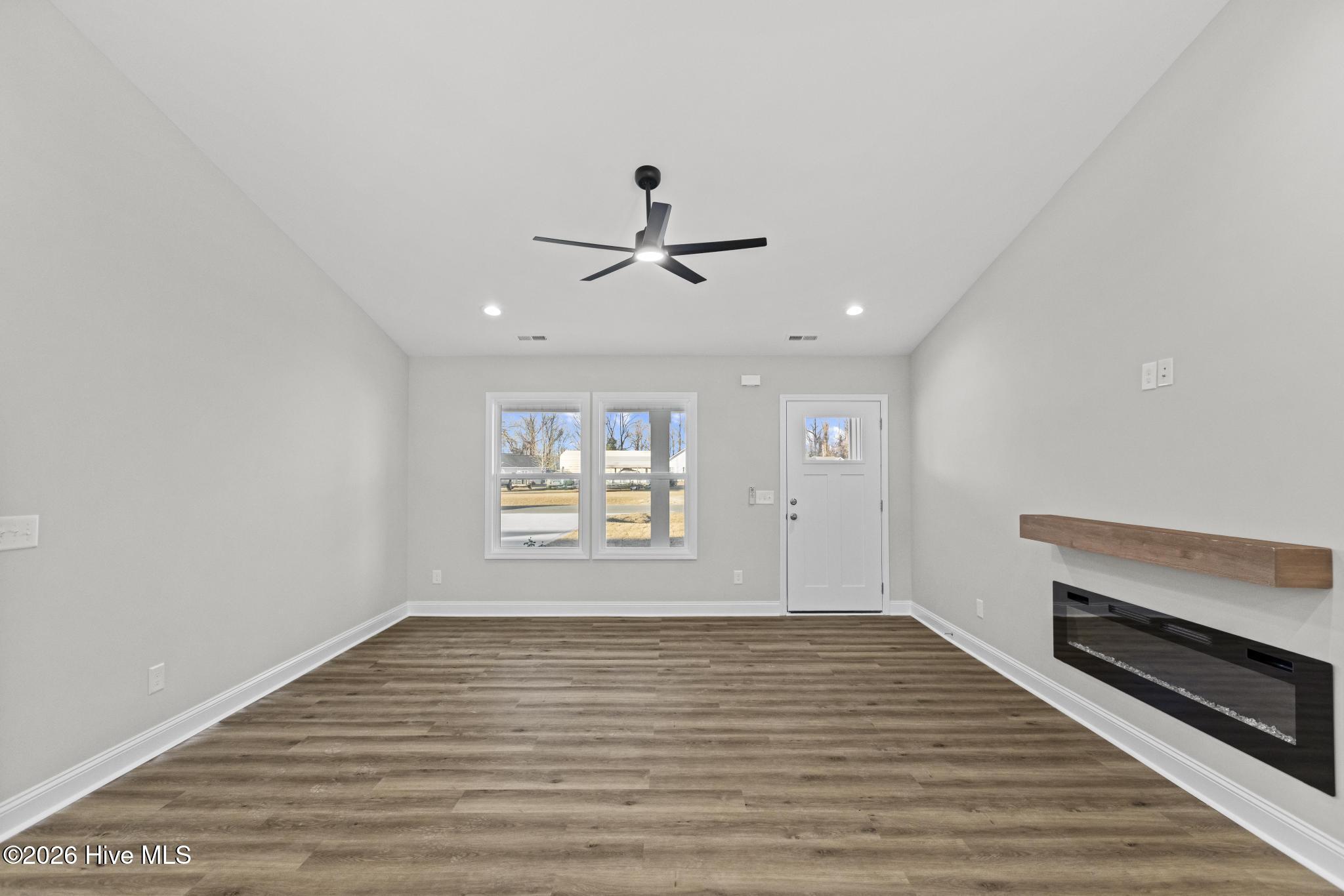 3043 Falcon Court Deep Run, NC 28525 - Photo 4 of 31 425A0989